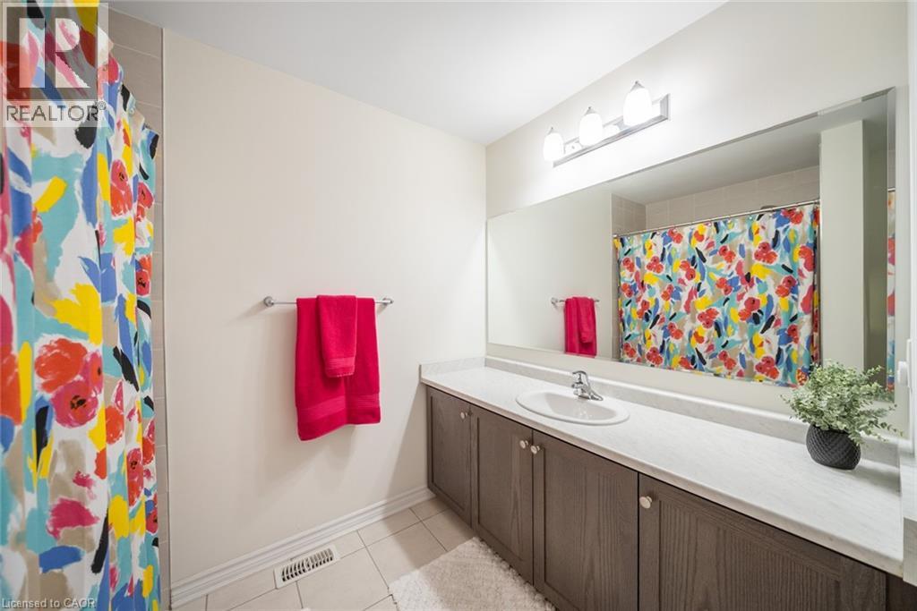 22 SPRING CREEK Drive Unit# 44, Waterdown, Ontario, L8B1V7 — Photo 29