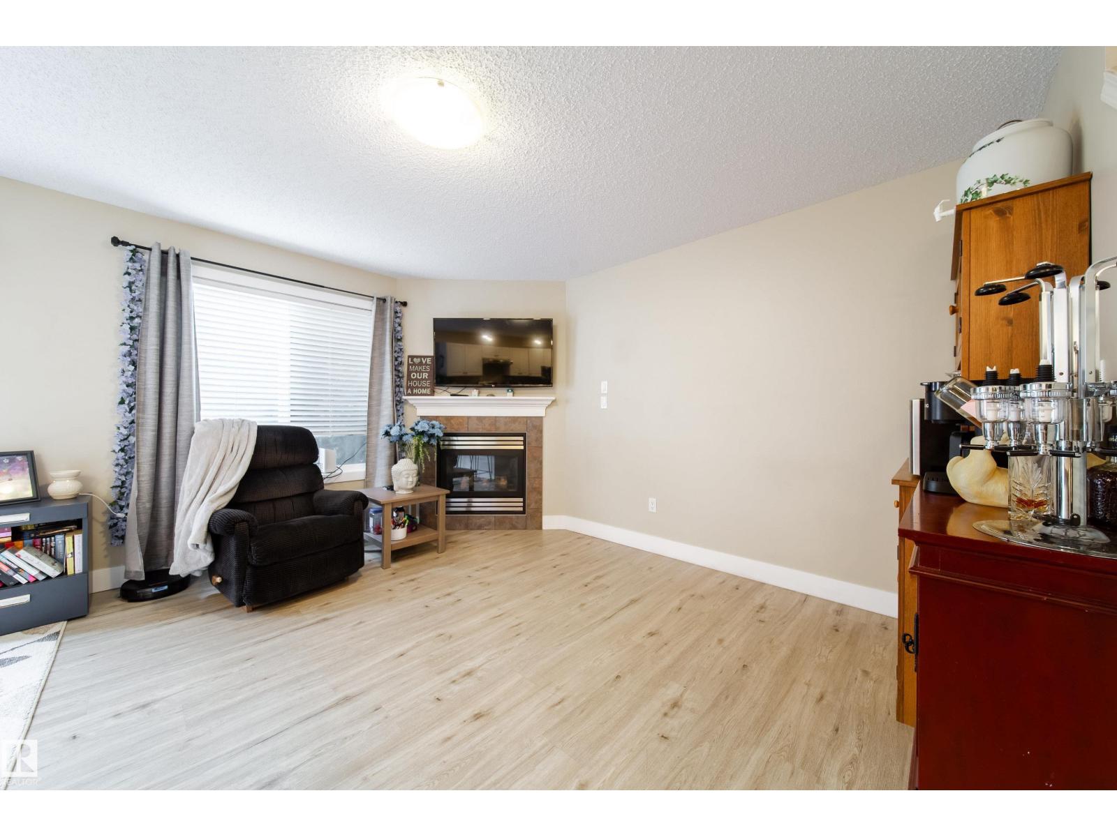 #118 5001 62 ST - Image 3