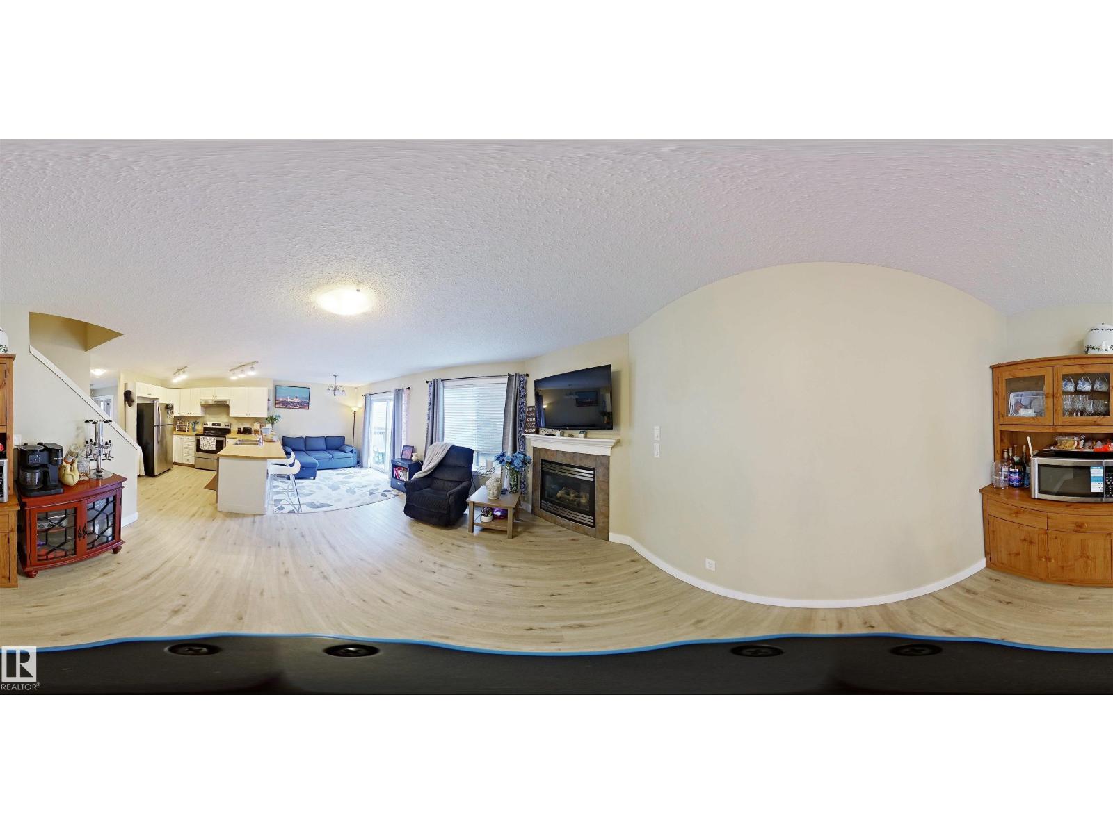 #118 5001 62 ST - 40
