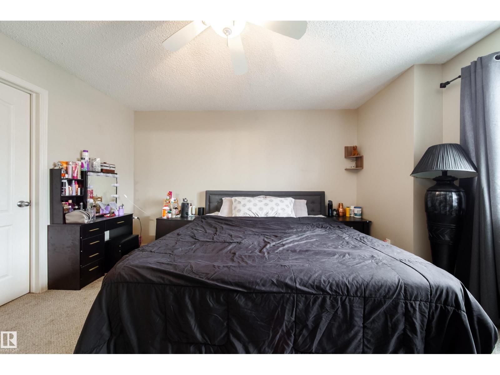 #118 5001 62 ST - 22