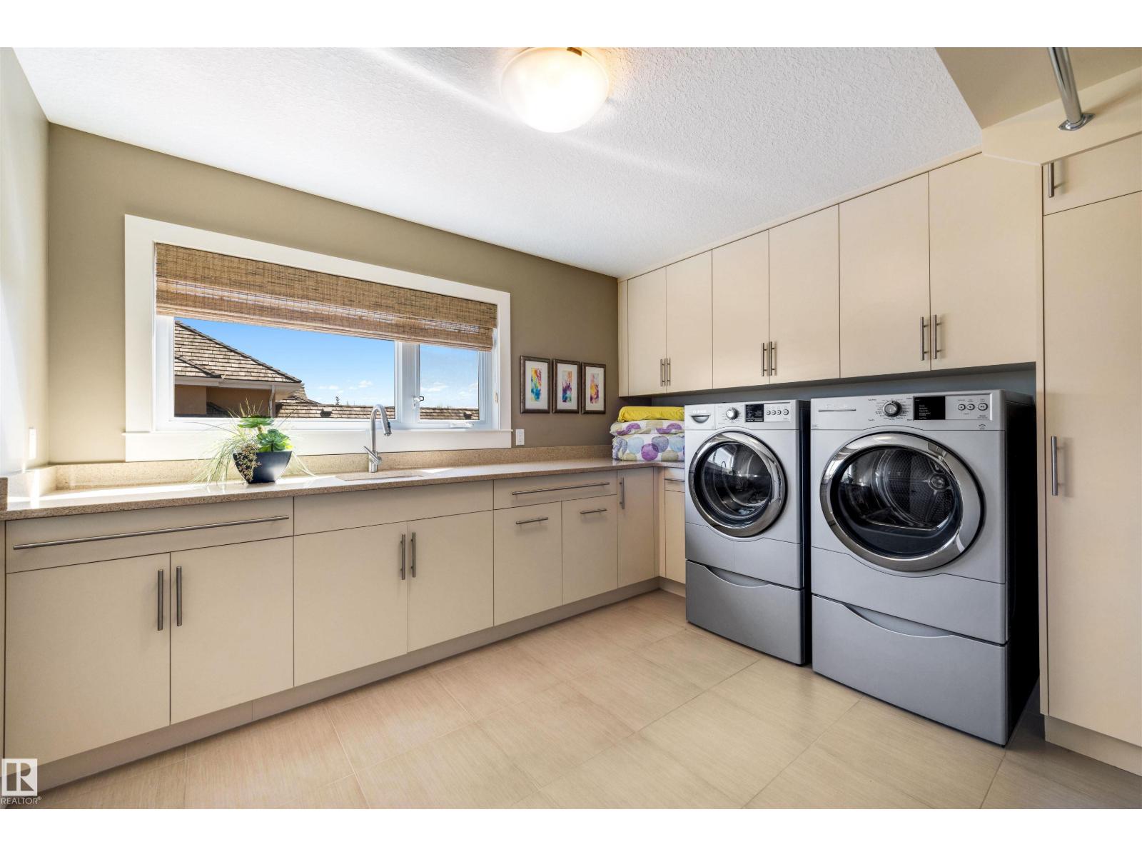 2464 CAMERON RAVINE DR NW, Edmonton