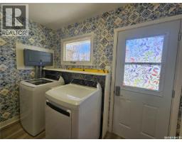 421 3rd Street E, Shaunavon, SK S0N2M0 Photo 15
