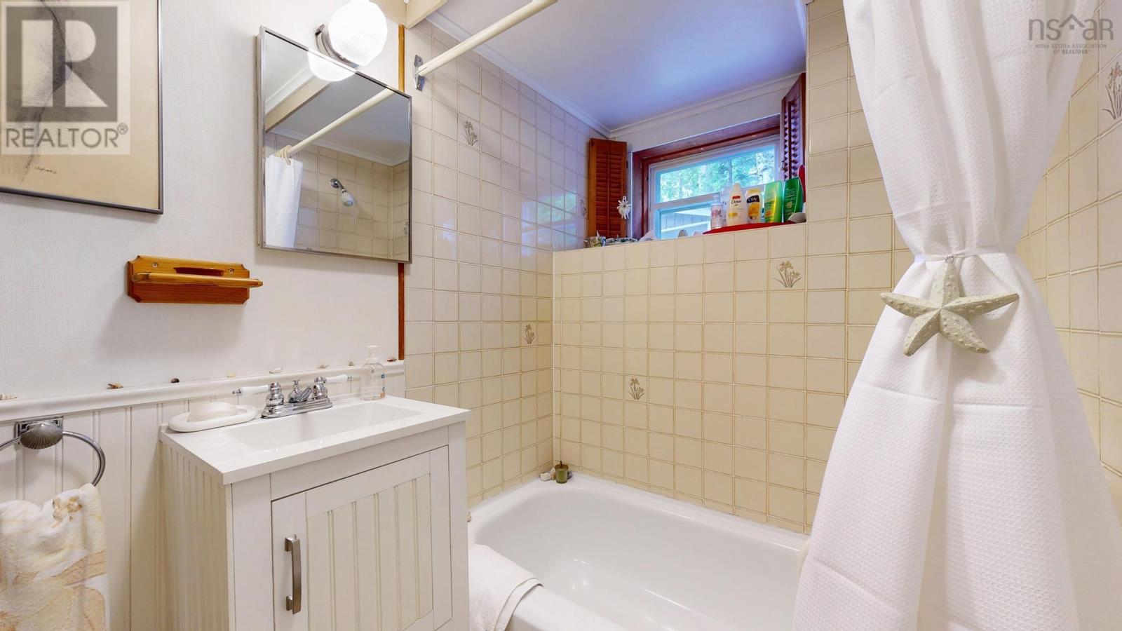 Property 27 of 50 of 7819 West Dalhousie Road