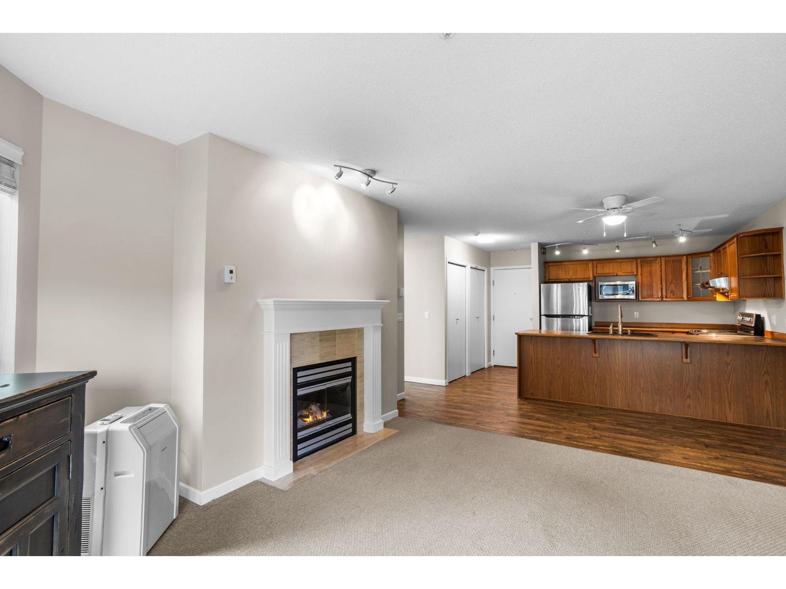 123 378 ESPLANADE AVENUE, Harrison Hot Springs, Harrison Hot Springs