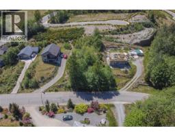 474 Point Ideal Dr, Lake Cowichan, BC V0R2G0 Photo 6
