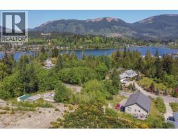 474 Point Ideal Dr, Lake Cowichan, BC V0R2G0 Photo 9