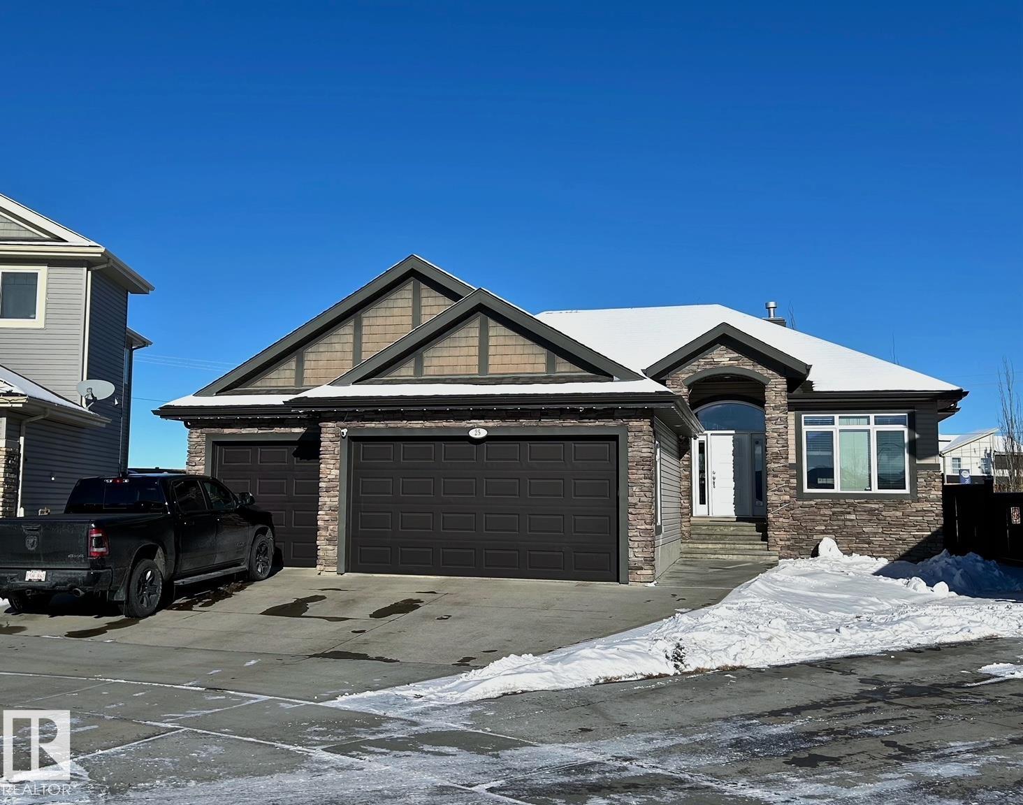 25 Nault Crescent, St. Albert