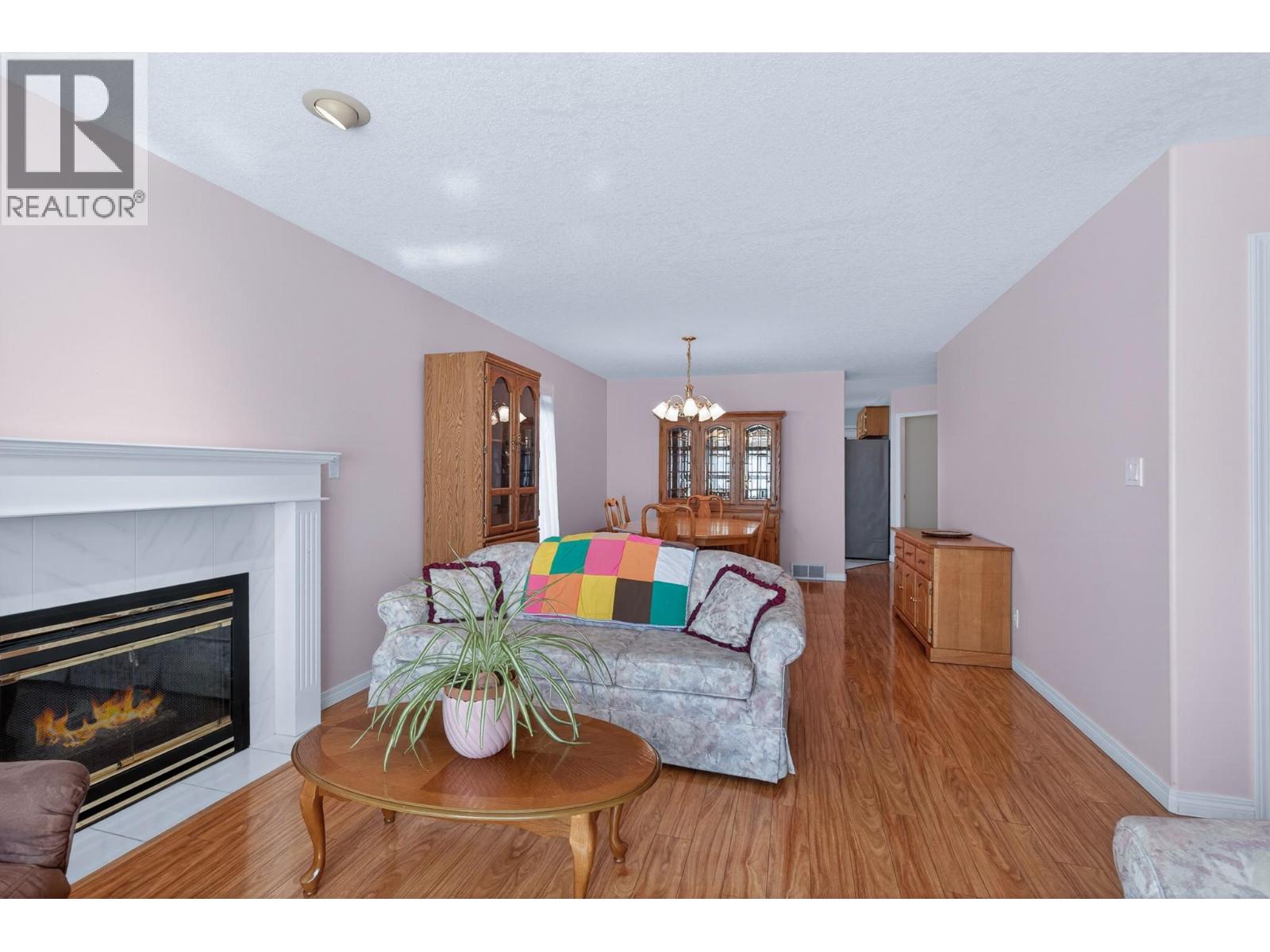 #7 2710 Allenby Way - 24
