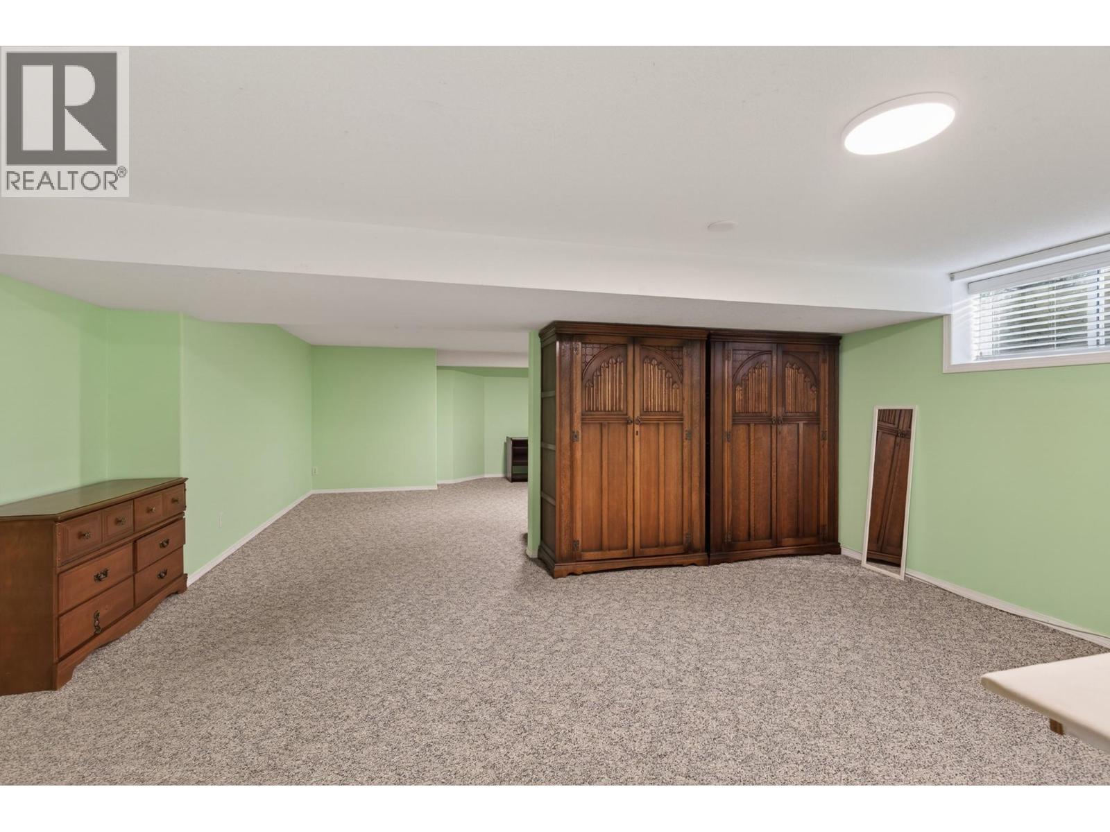 #7 2710 Allenby Way - 50