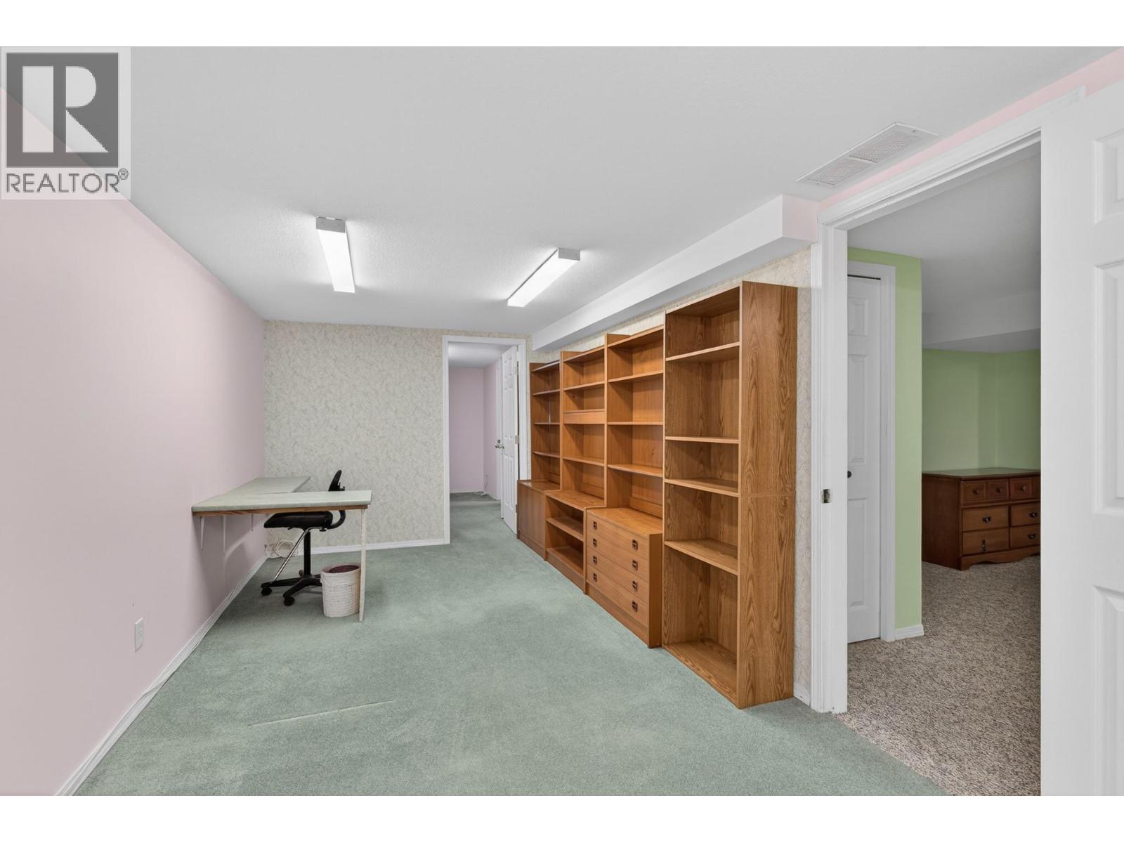 #7 2710 Allenby Way - 52