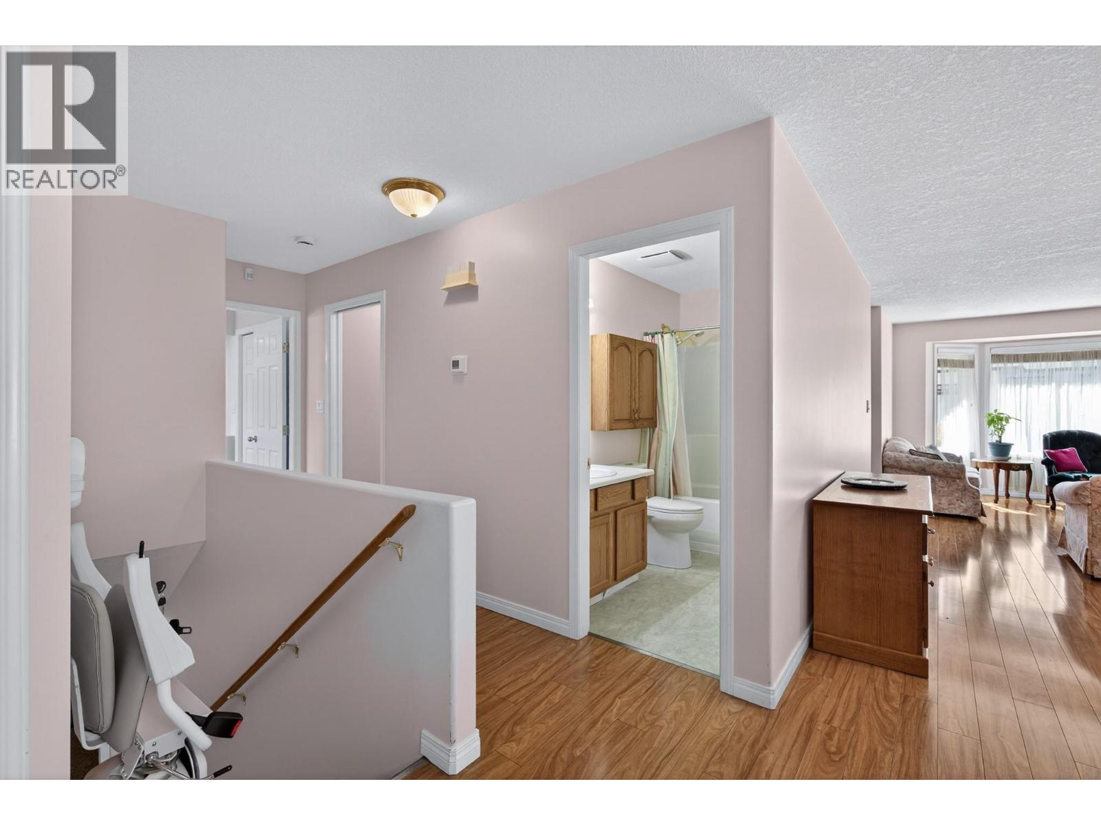 #7 2710 Allenby Way - 17