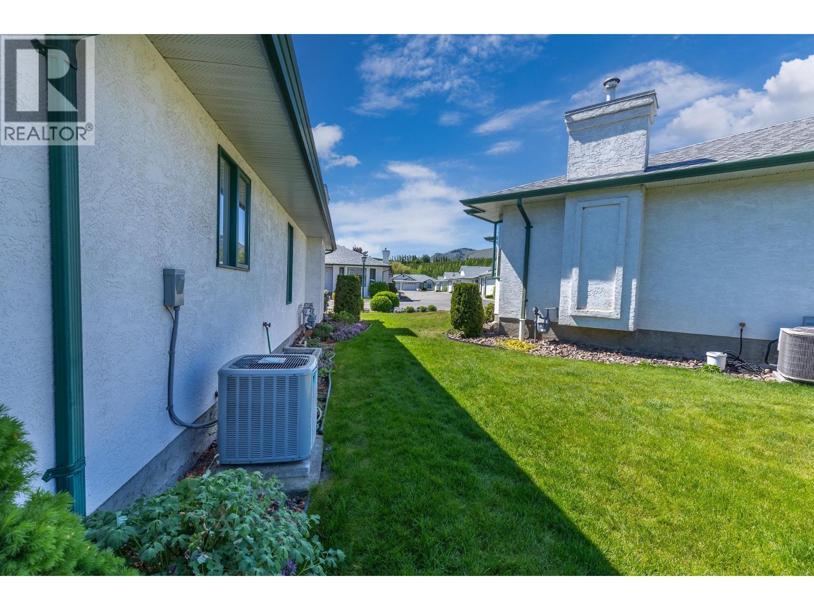 #7 2710 Allenby Way - 67