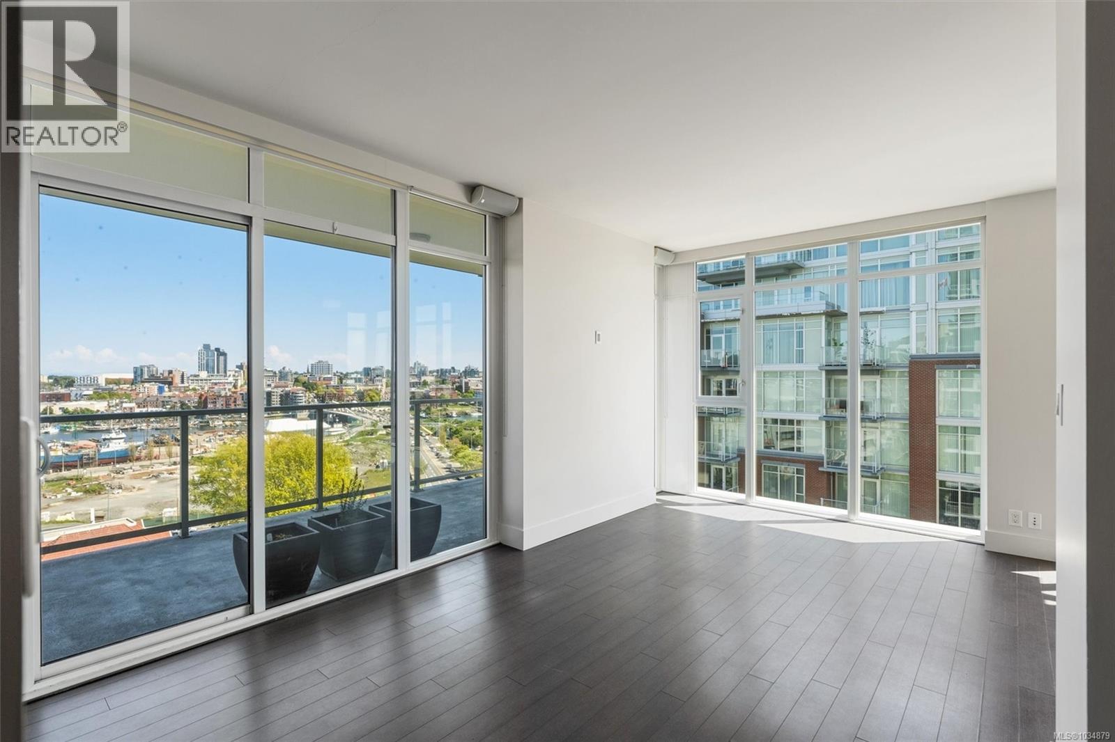 809 83 Saghalie Road, Victoria