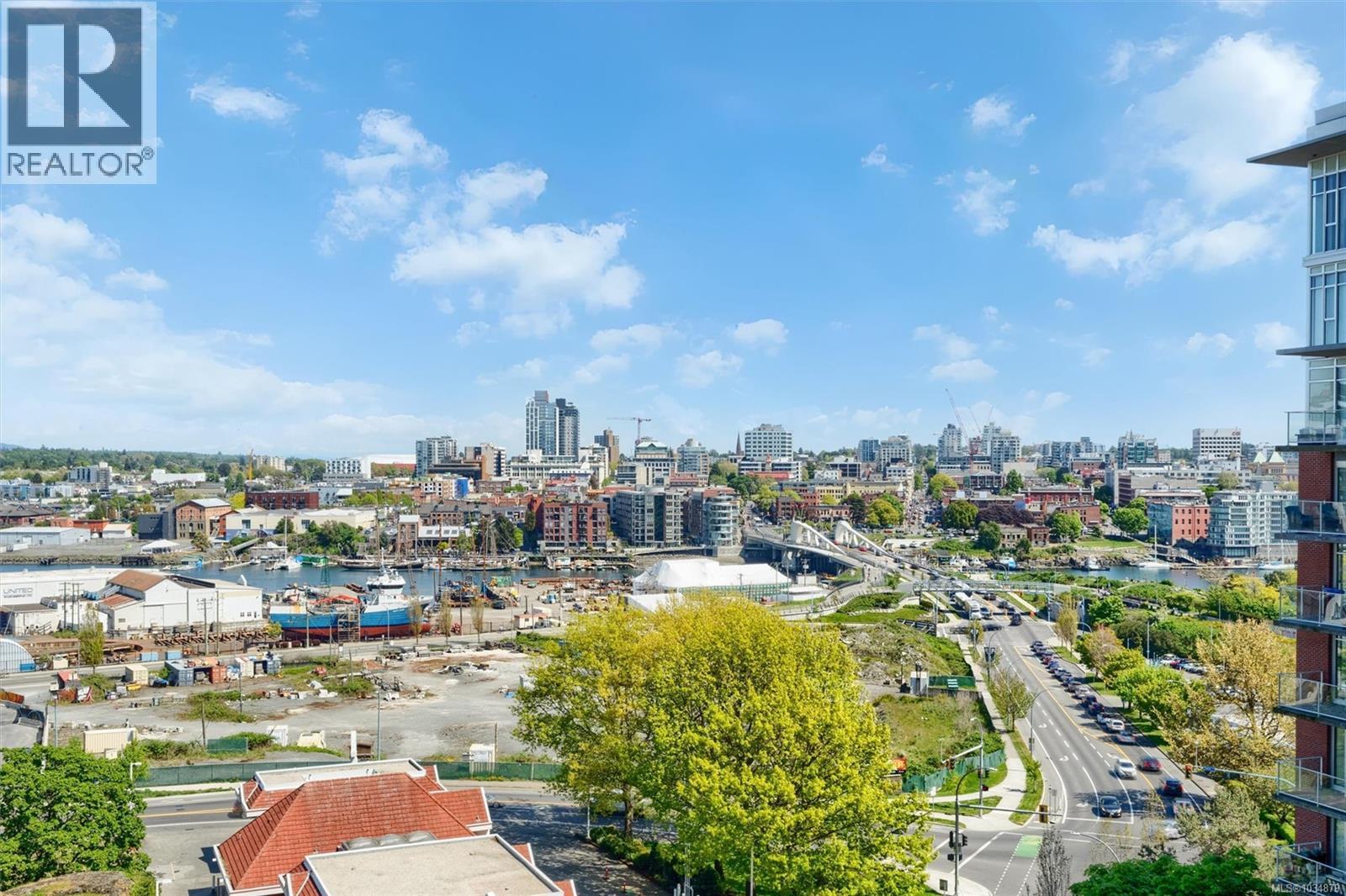 809 83 Saghalie Road, Victoria