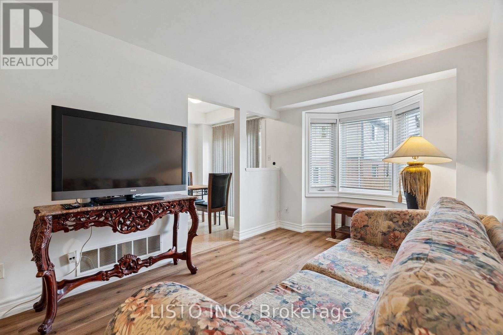 #103 5255 GUILDWOOD WAY - 8