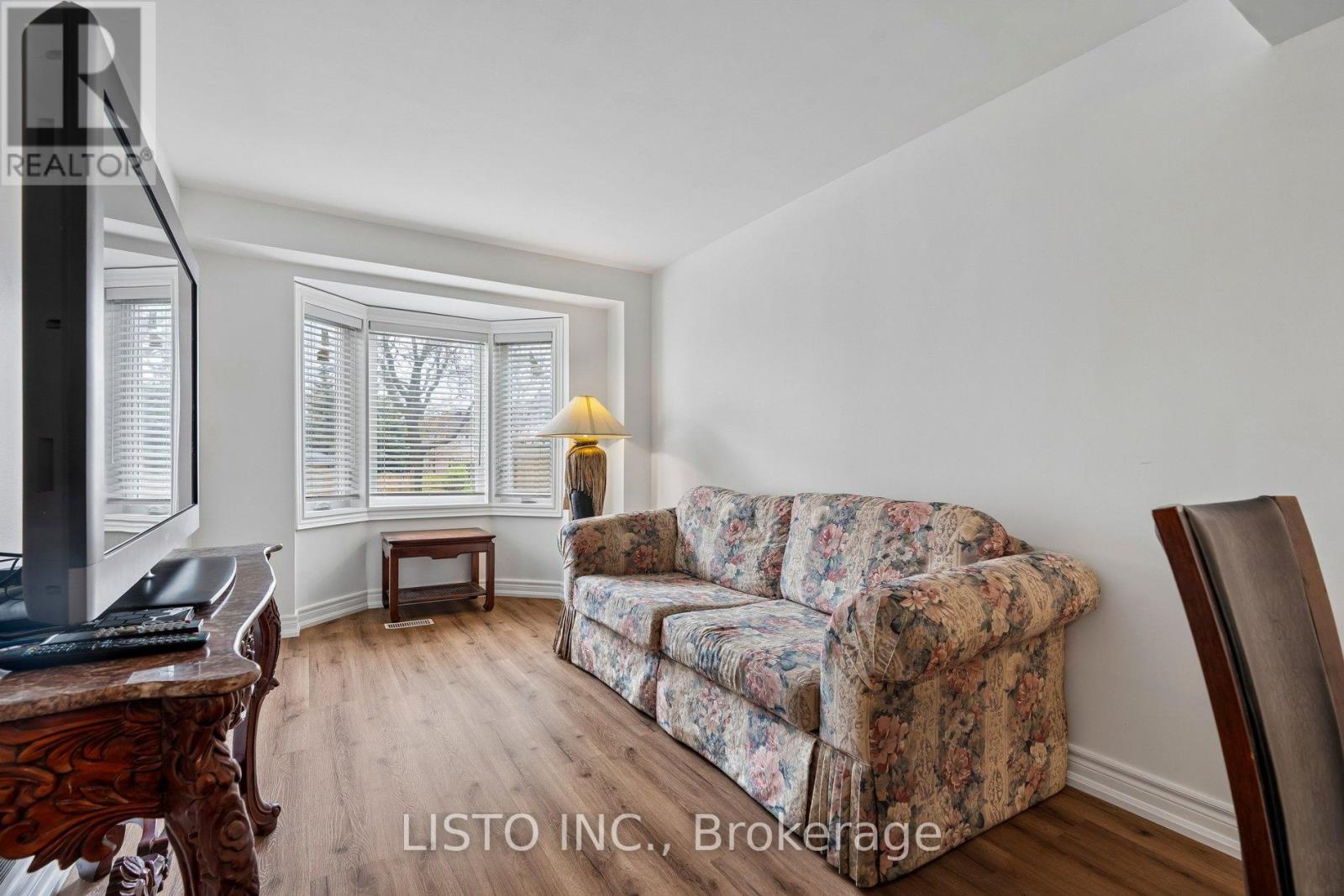 #103 5255 GUILDWOOD WAY - 7