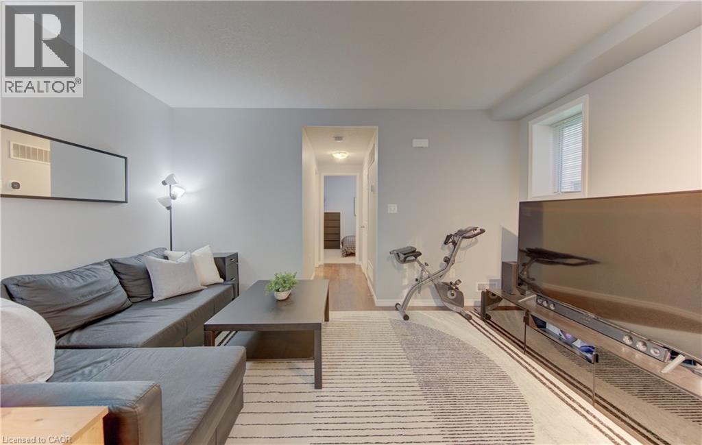 1941 OTTAWA Street S Unit# D12, Kitchener, Ontario, N2E0C2 — Photo 7