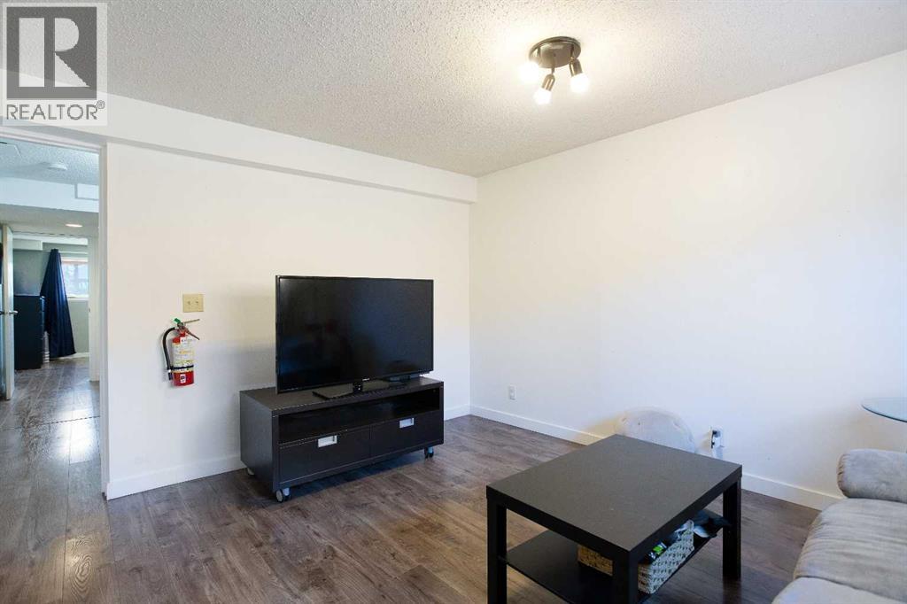 1144 Berkley Drive NW - 16