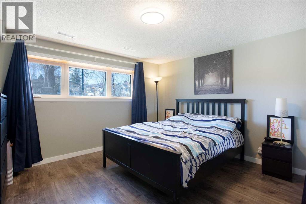 1144 Berkley Drive NW - 18