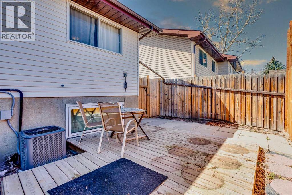 1144 Berkley Drive NW - 24