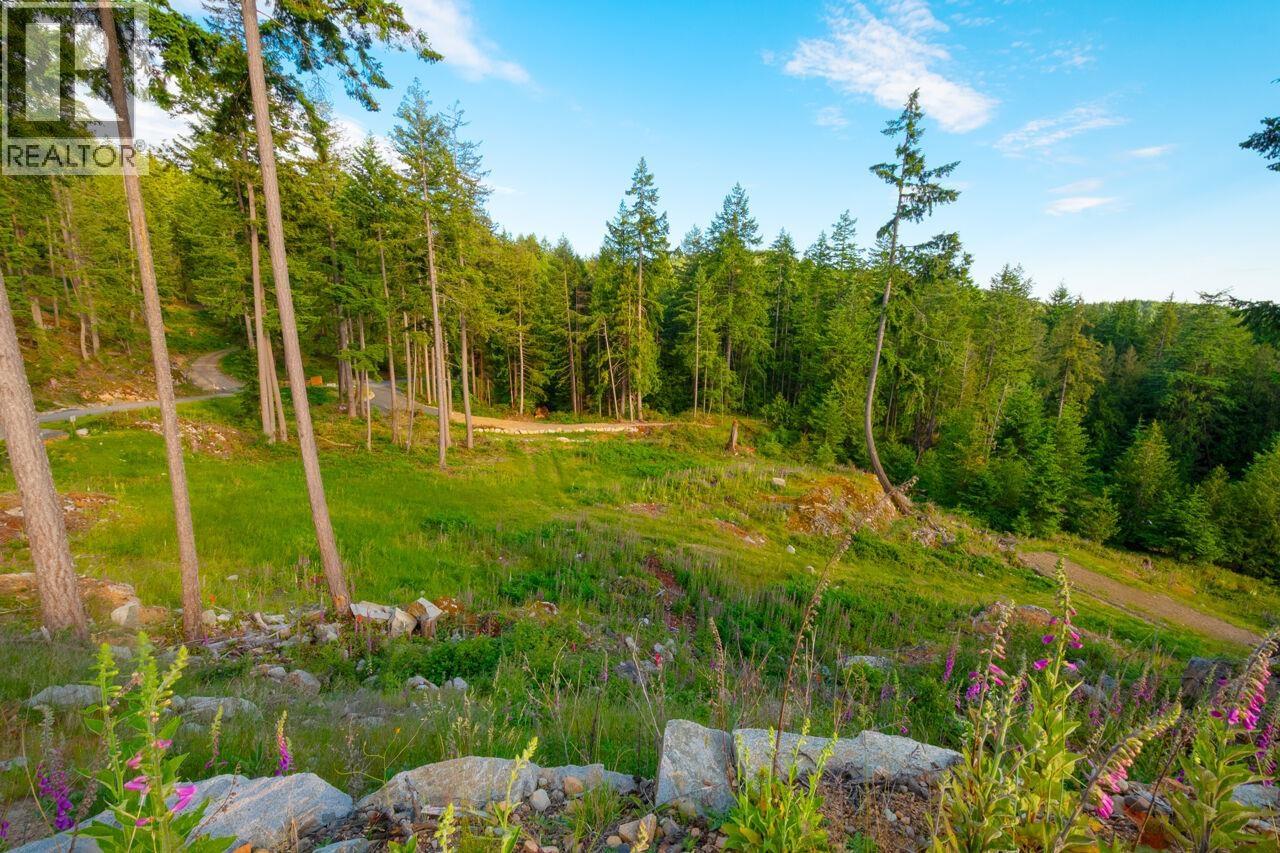 Vacant Land for Sale in Bowen Island – Lot 2 INNISFREE LANE, Bowen Island - Image 3