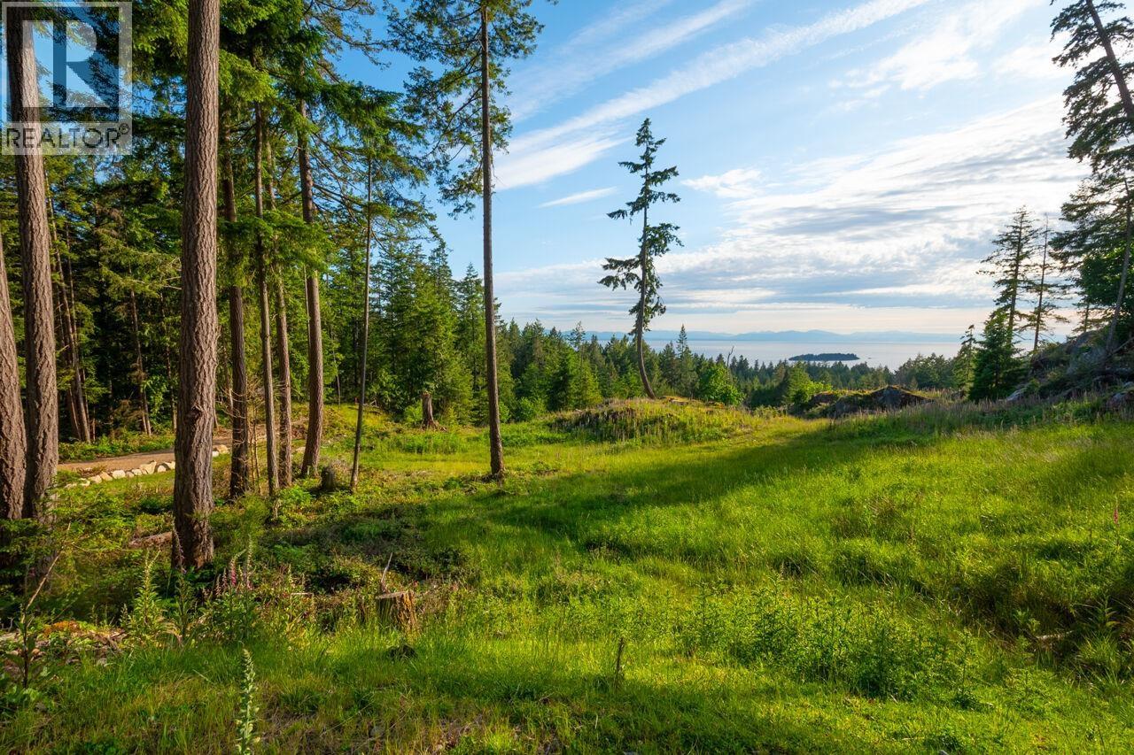Vacant Land for Sale in Bowen Island – Lot 2 INNISFREE LANE, Bowen Island - Image 5