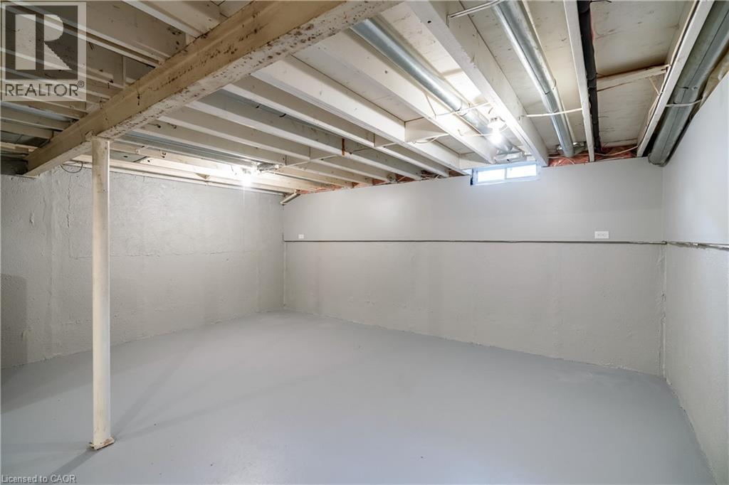 680 REGENCY Court Unit# 93, Burlington, Ontario, L7N3L9 — Photo 25