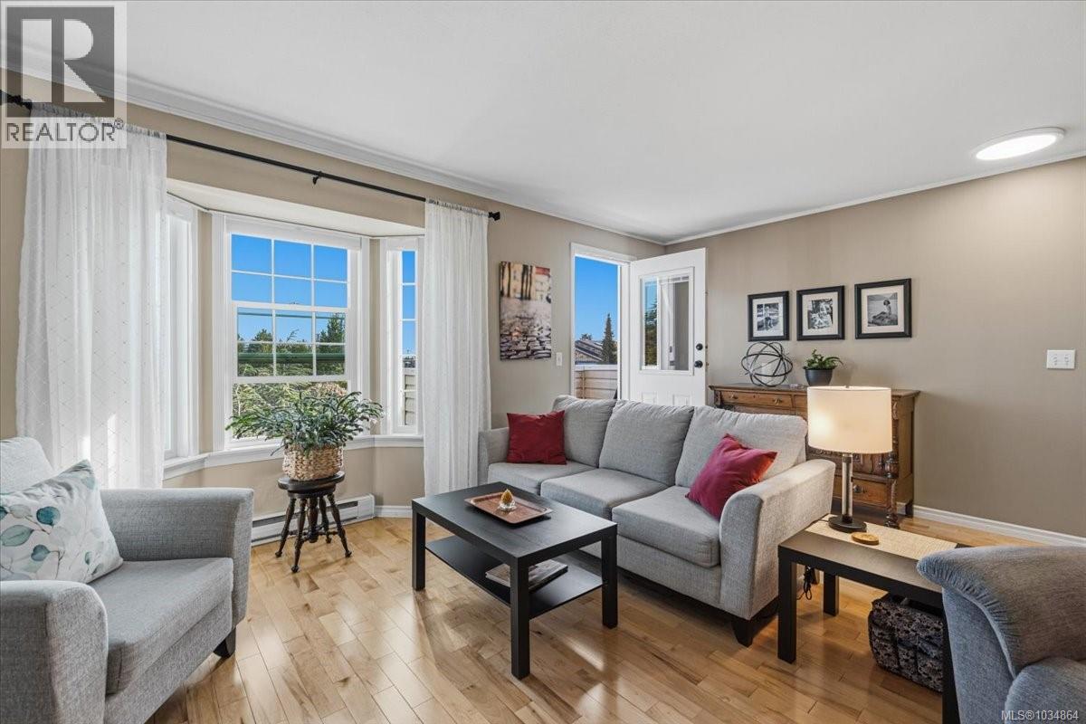 #1 1659 Dufferin Cres - 11