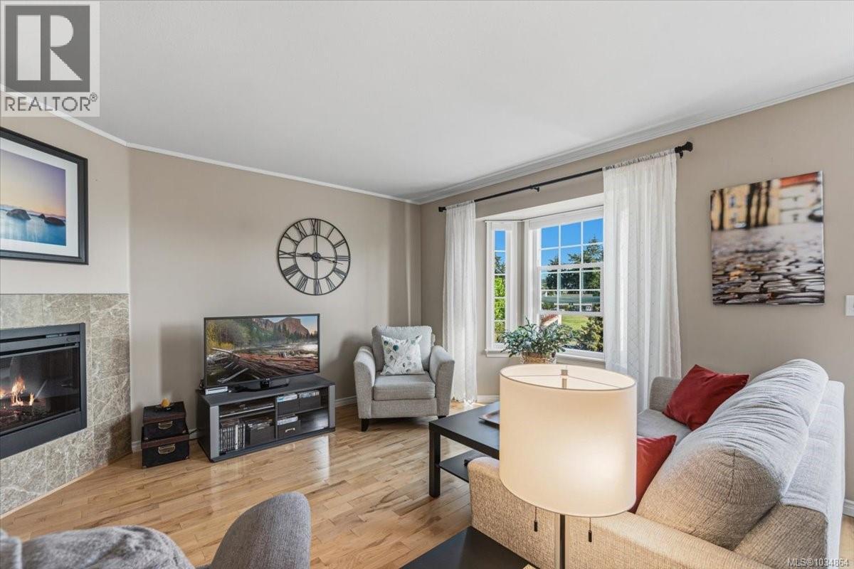 #1 1659 Dufferin Cres - 10