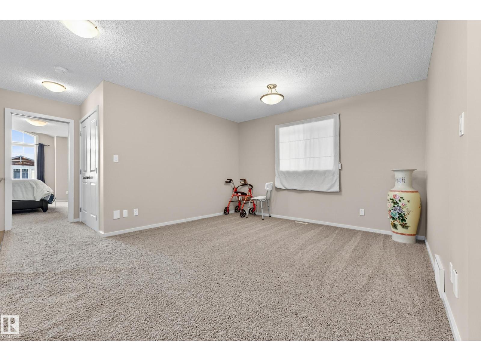 22055 95 AV NW - 21