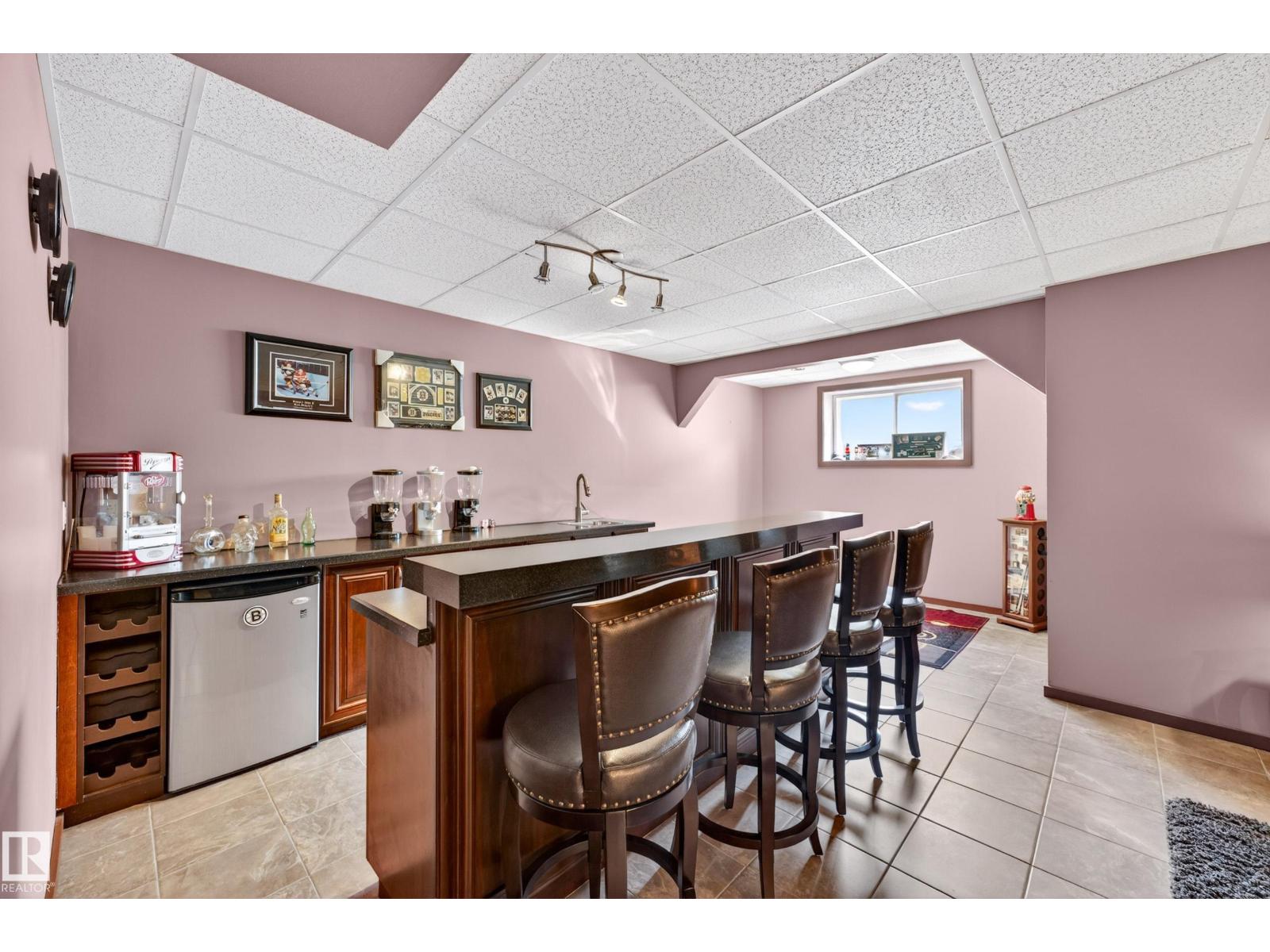 22055 95 AV NW - 38