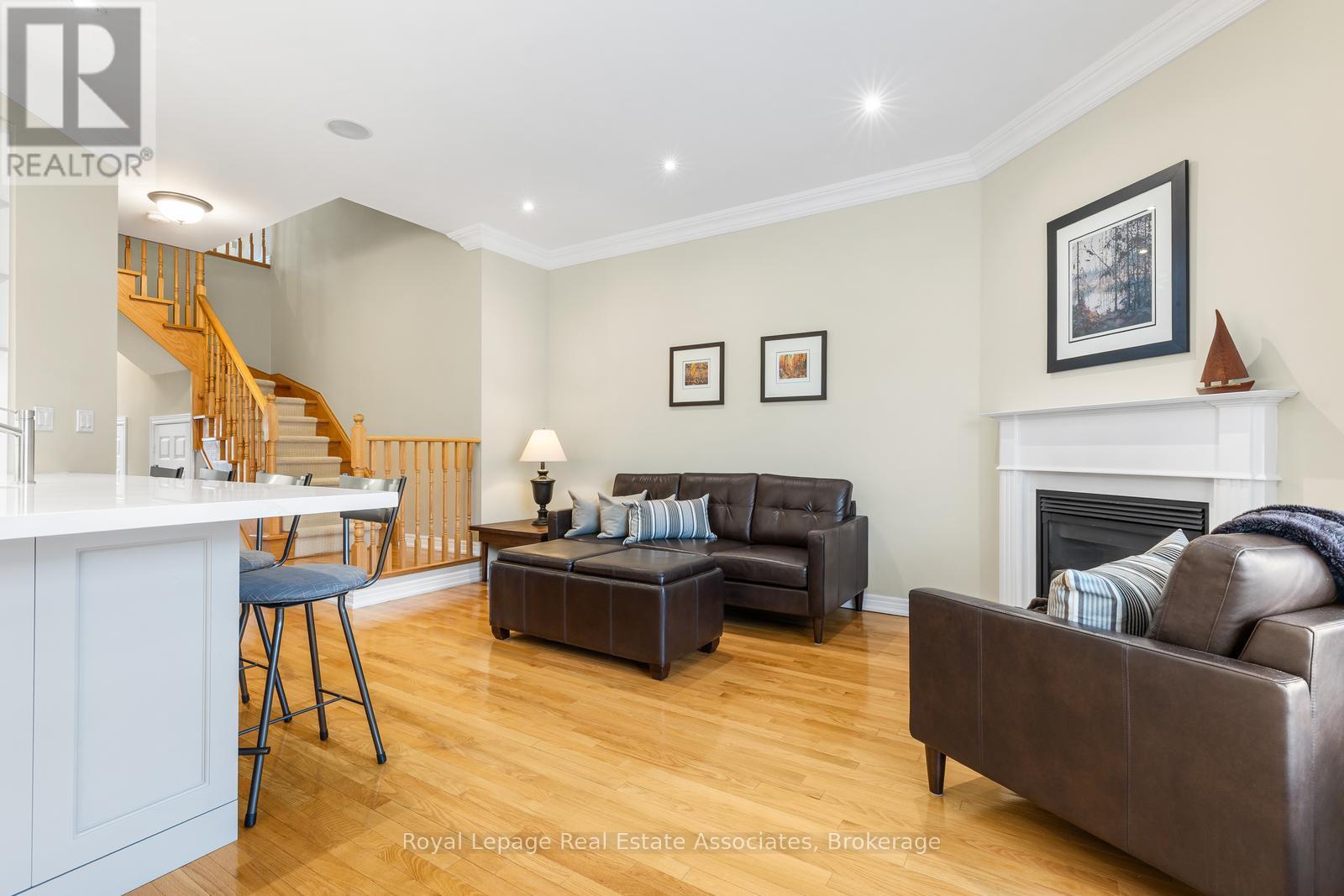 3467 EGLINTON AVENUE W - 11