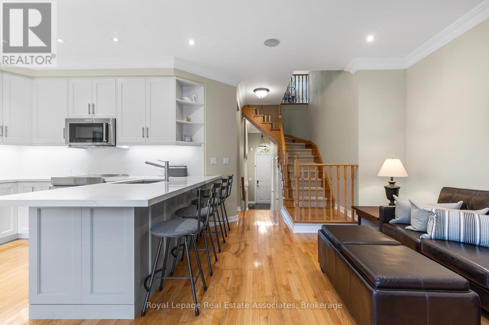 3467 EGLINTON AVENUE W - 14