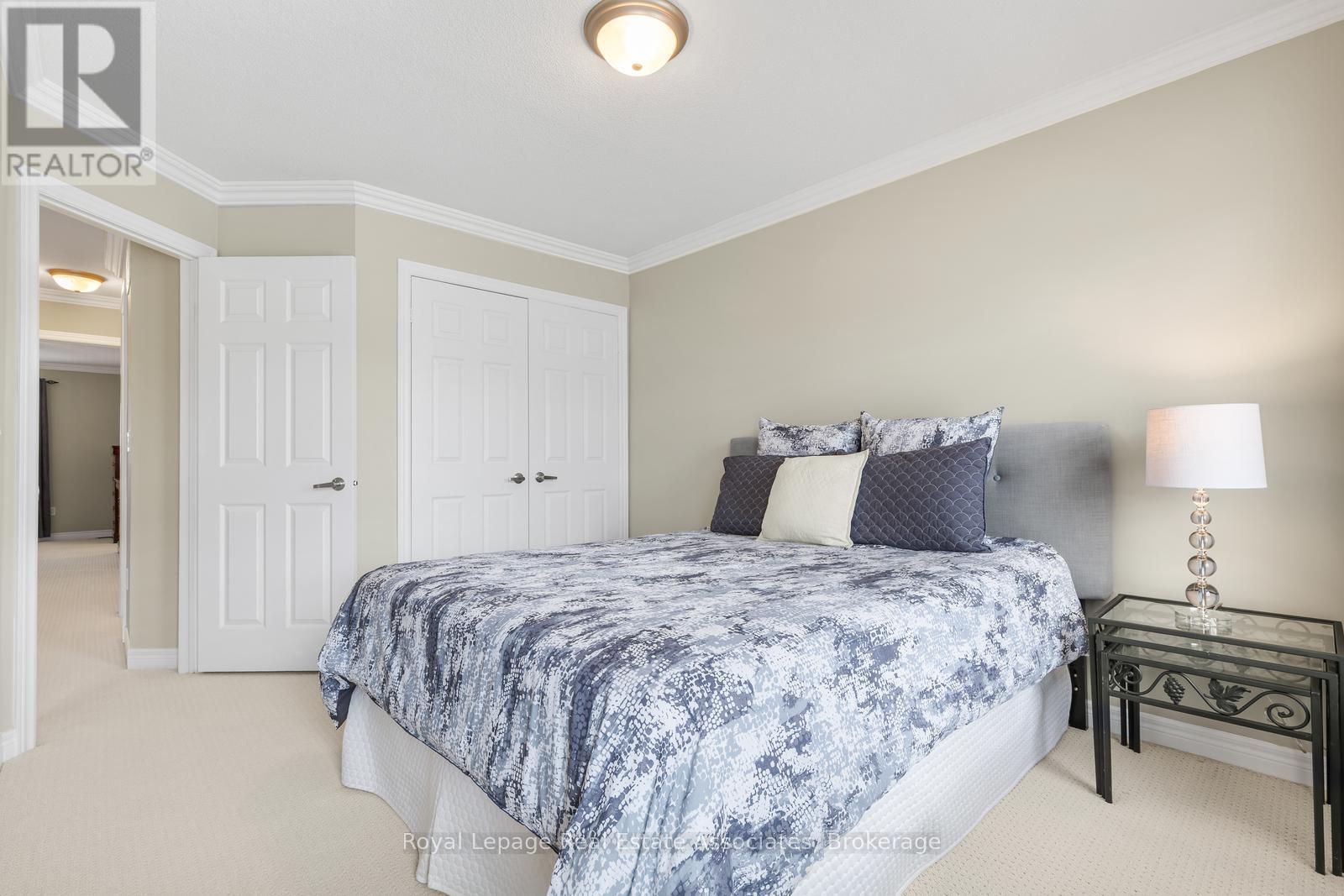3467 EGLINTON AVENUE W - 21