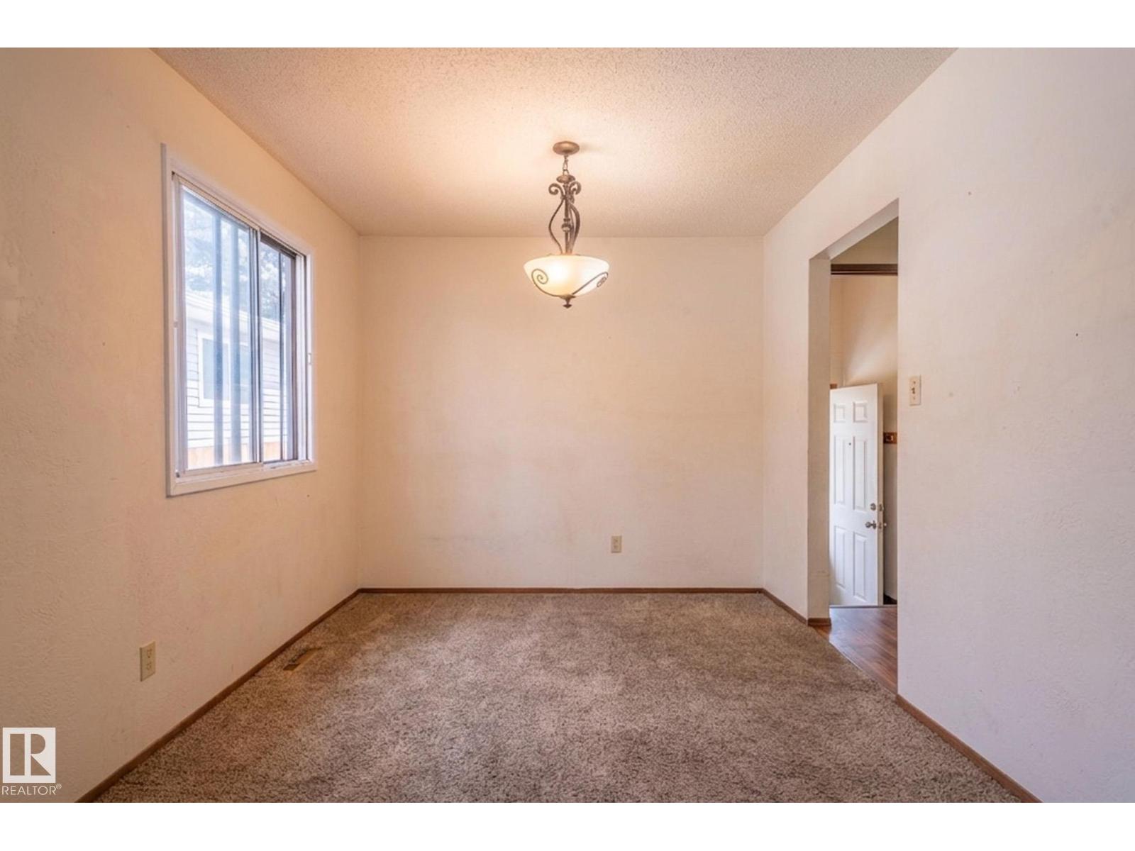 34 Abbey CR, St. Albert