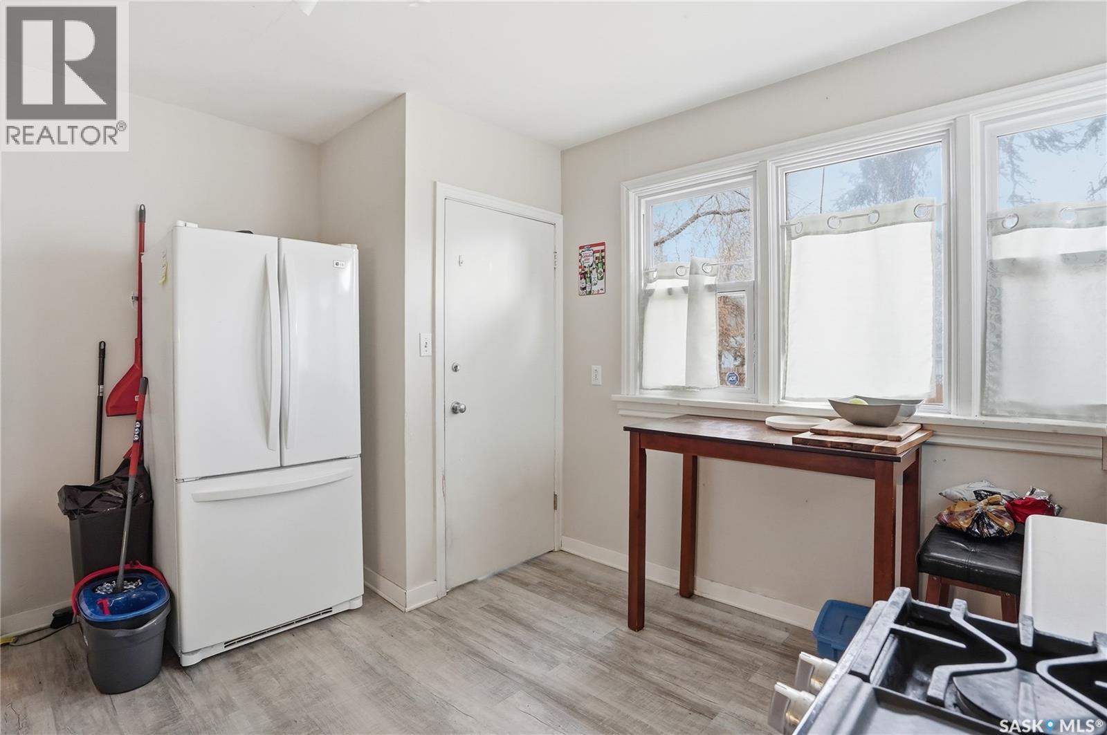 1011 1st STREET E - 11