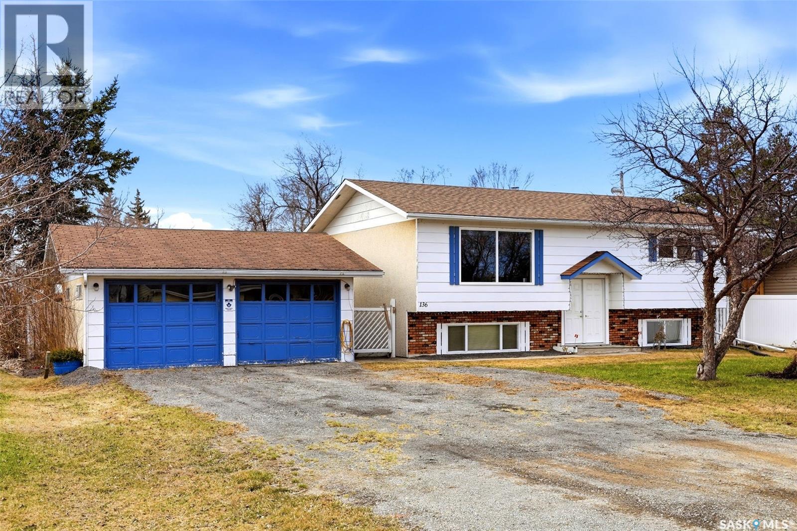 136 Lillis AVENUE - 1