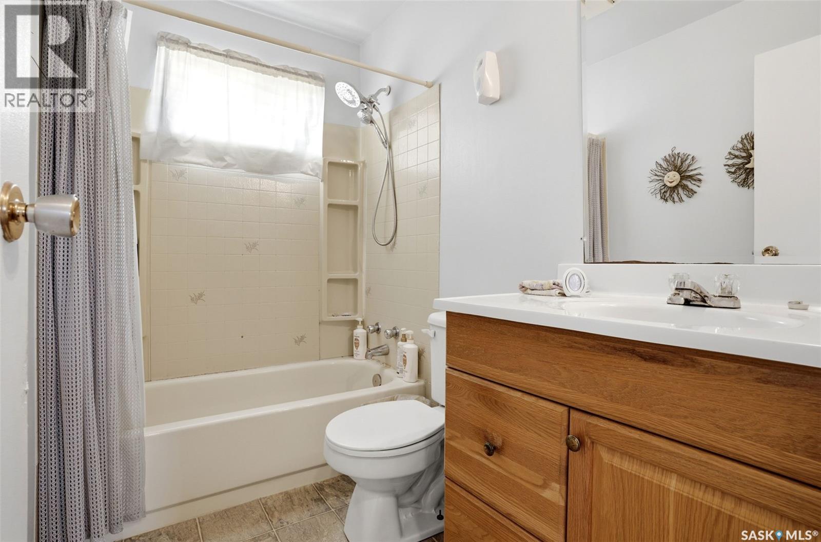 136 Lillis AVENUE - 30