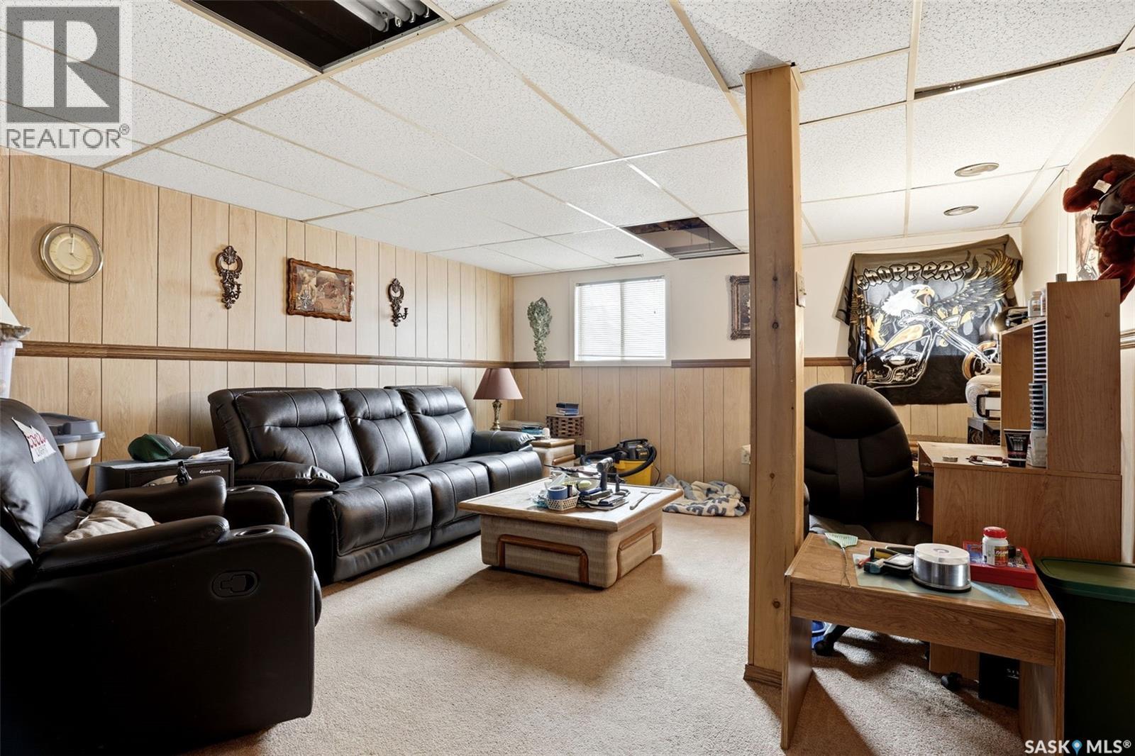 136 Lillis AVENUE - 35