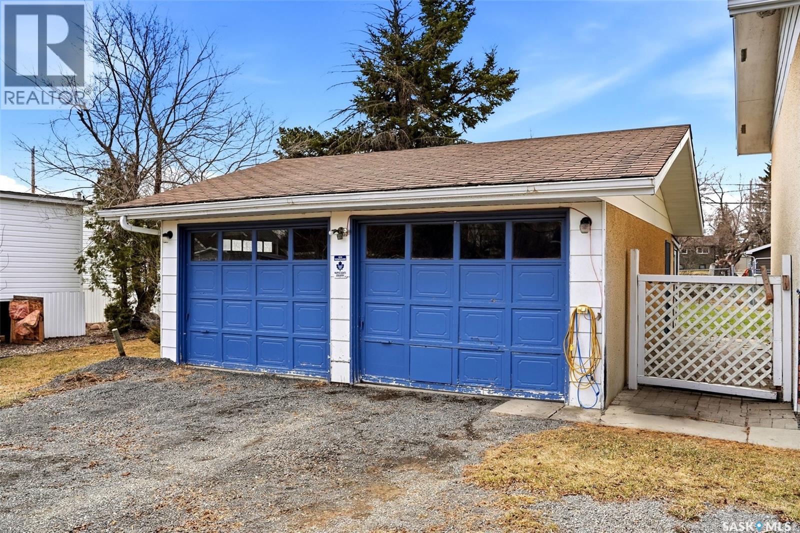 136 Lillis AVENUE - 4
