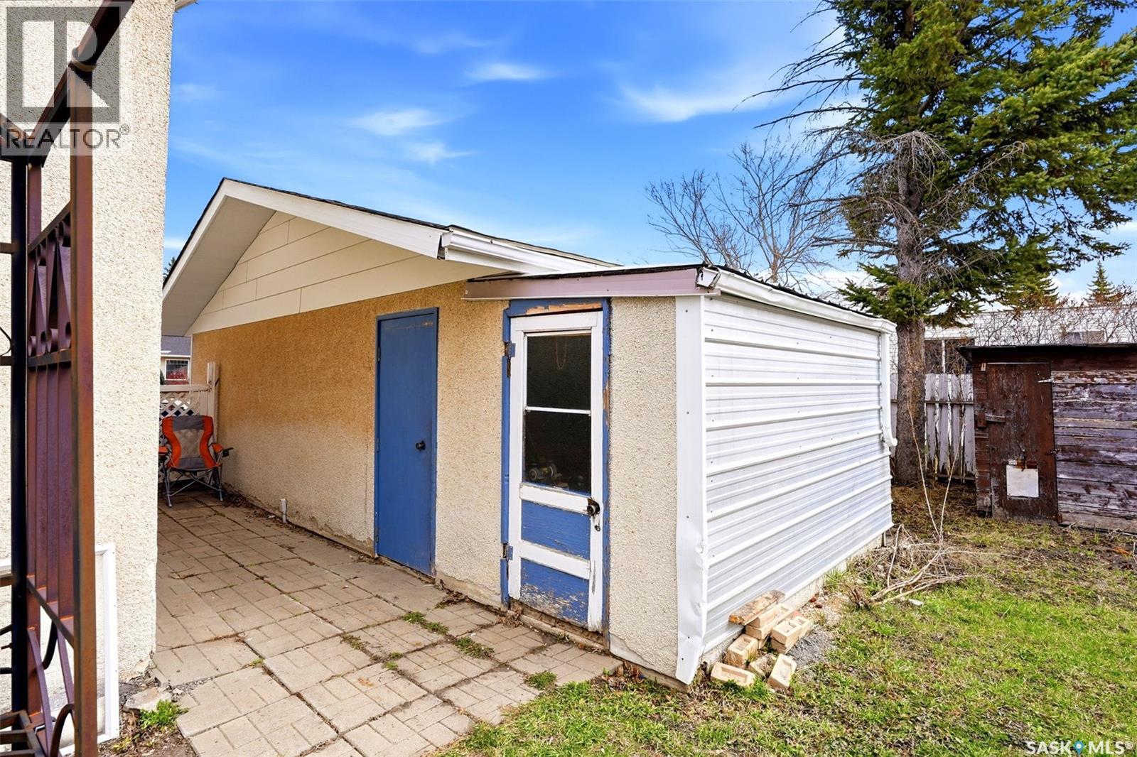 136 Lillis AVENUE - 41