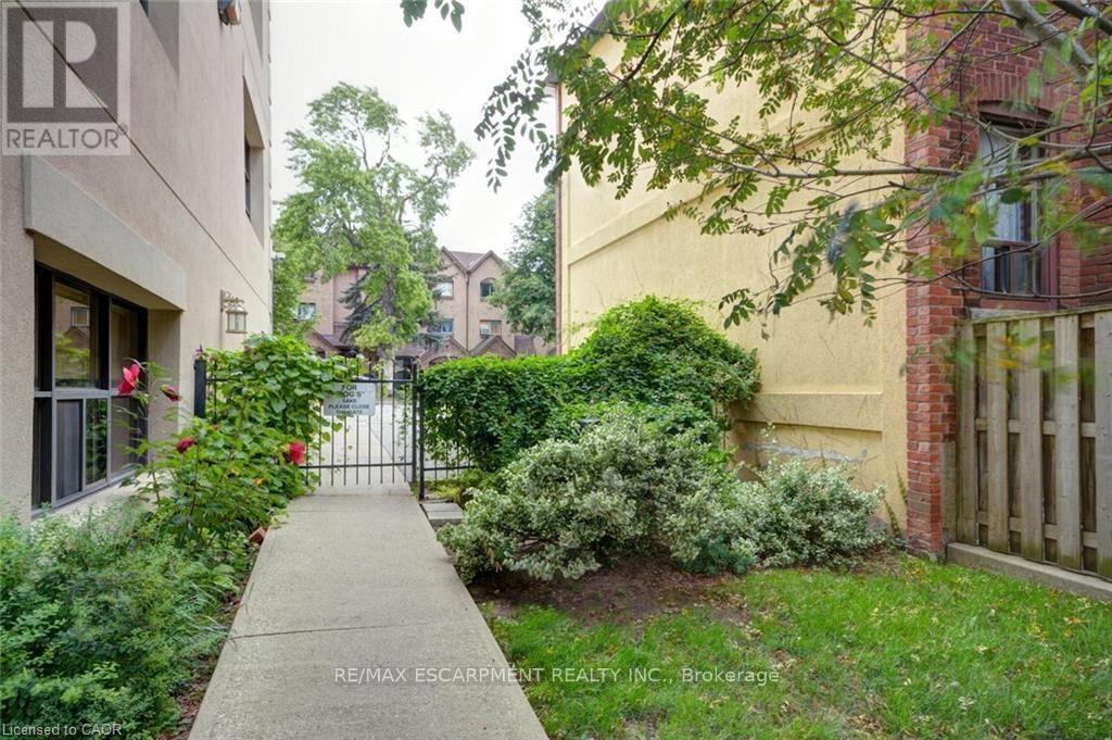 #42 36 MARGARET STREET - 30