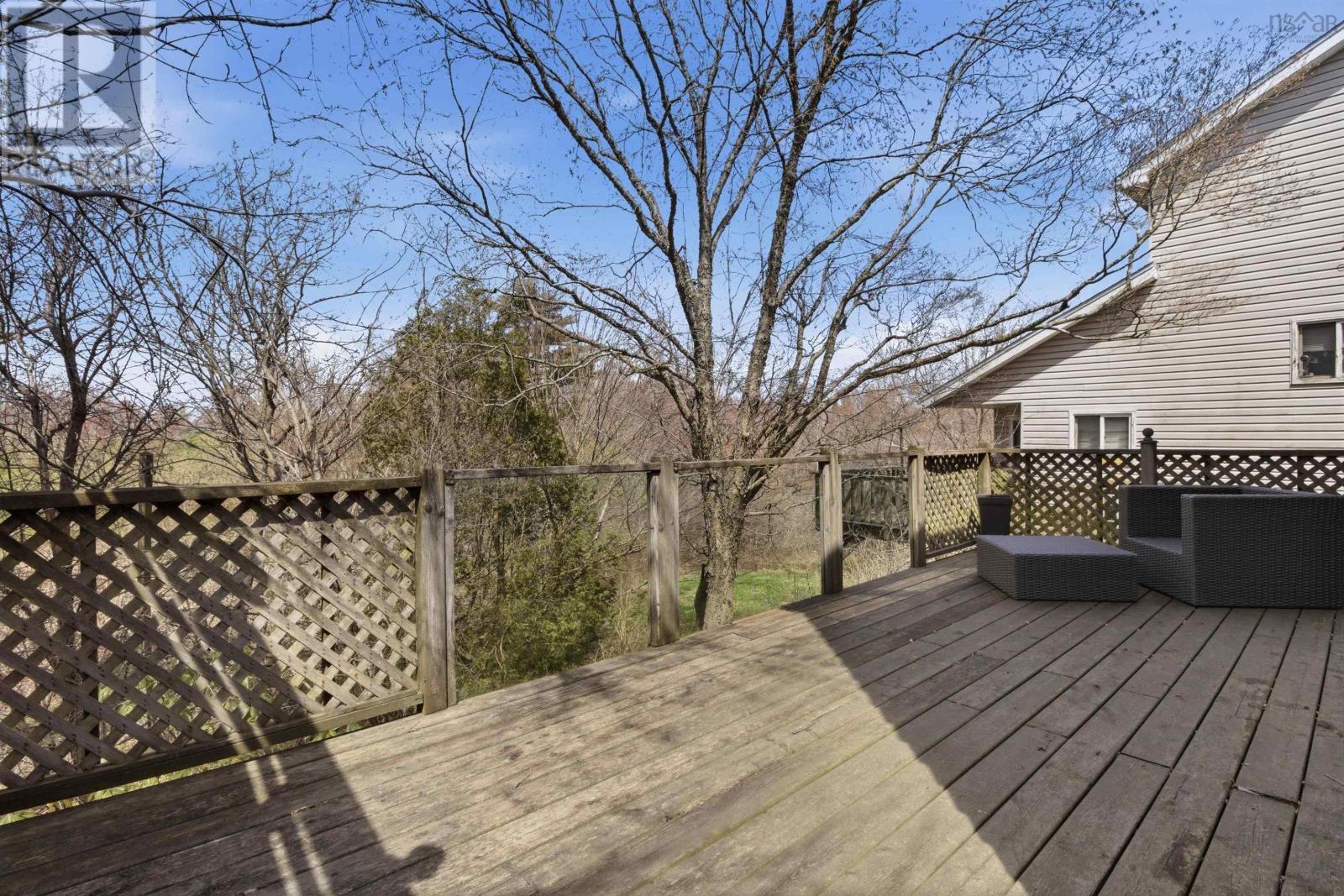 Property 31 of 33 of 27 Springvale Avenue