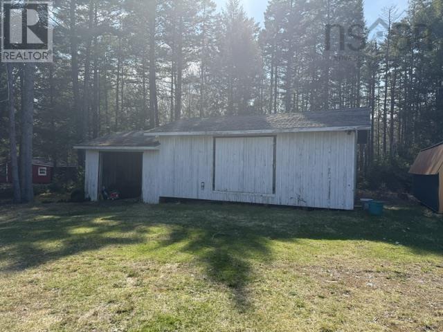 Property 10 of 12 of 4064 Medway River Road