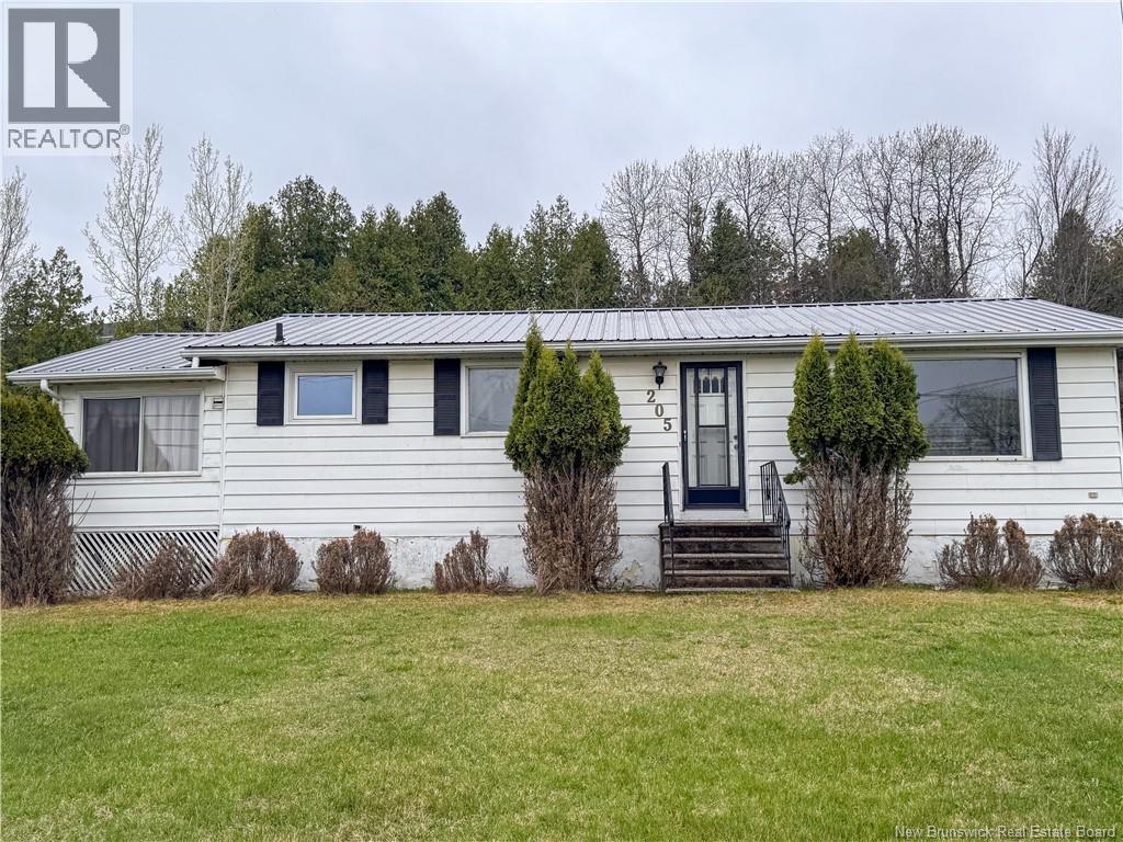 205 Houlton Street - 23