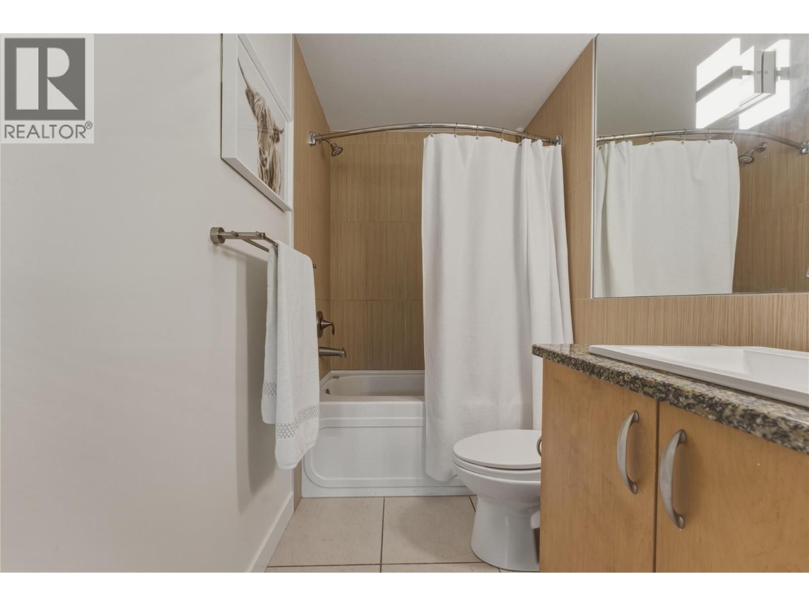 #2303 7343 Okanagan Landing Road - 18