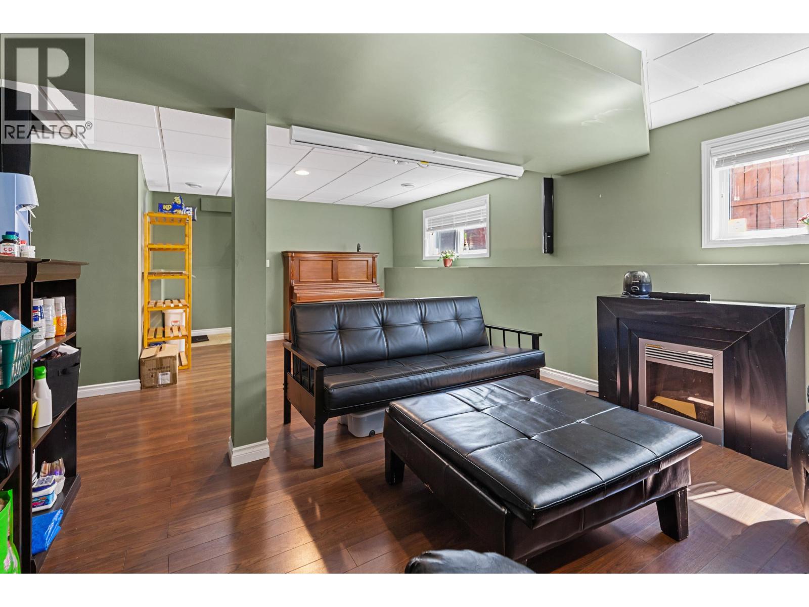 6194 GURMIT ROAD - 19
