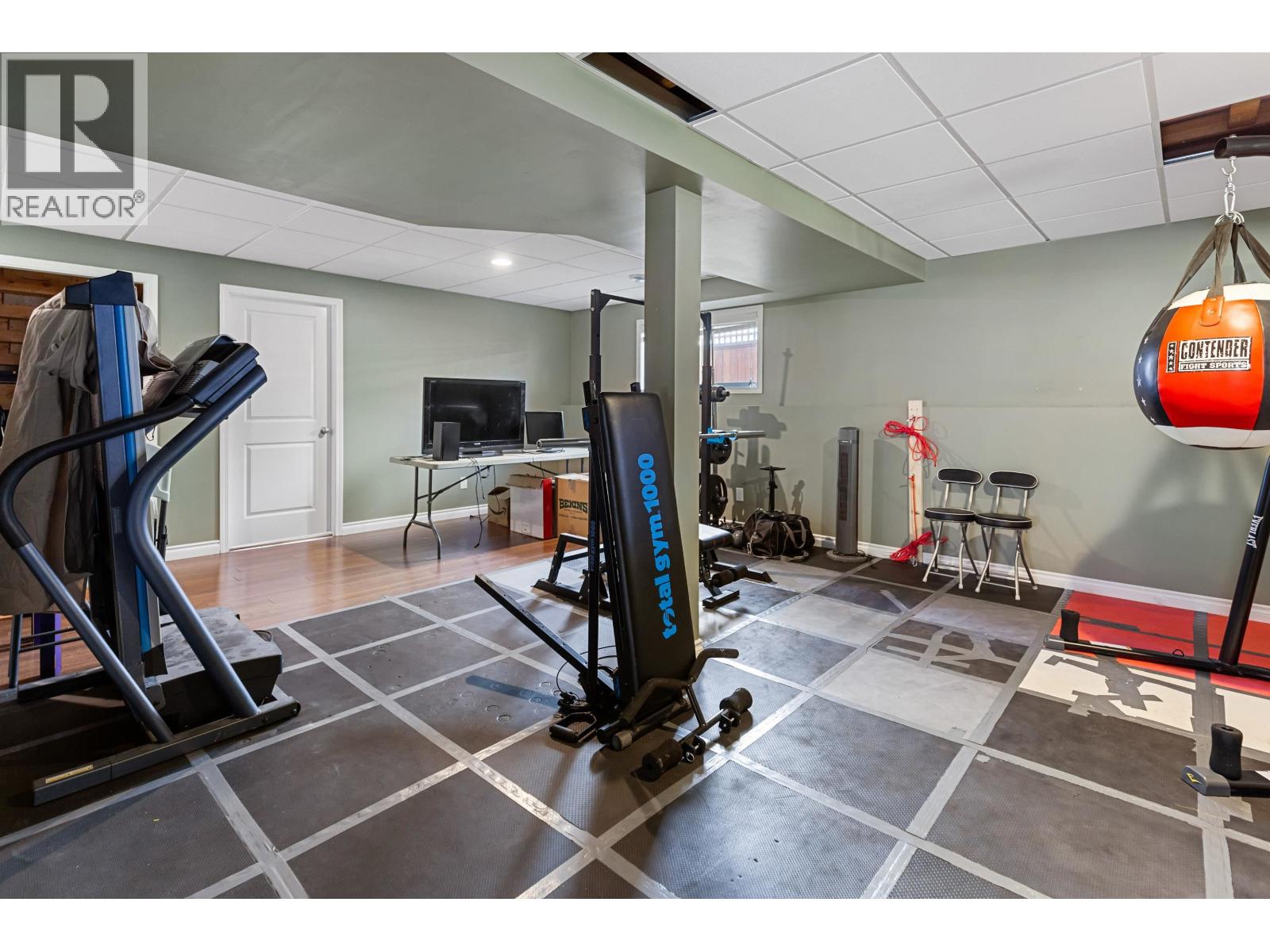 6194 GURMIT ROAD - 22