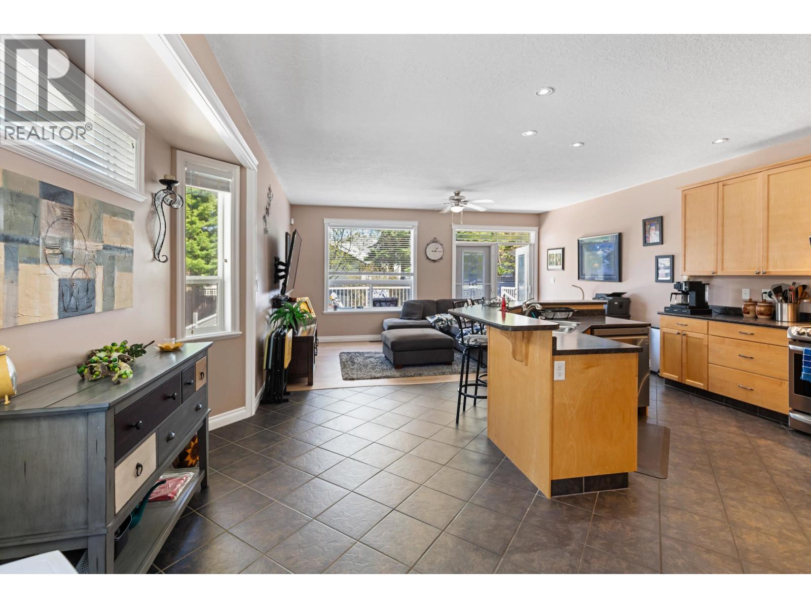 6194 GURMIT ROAD - 5