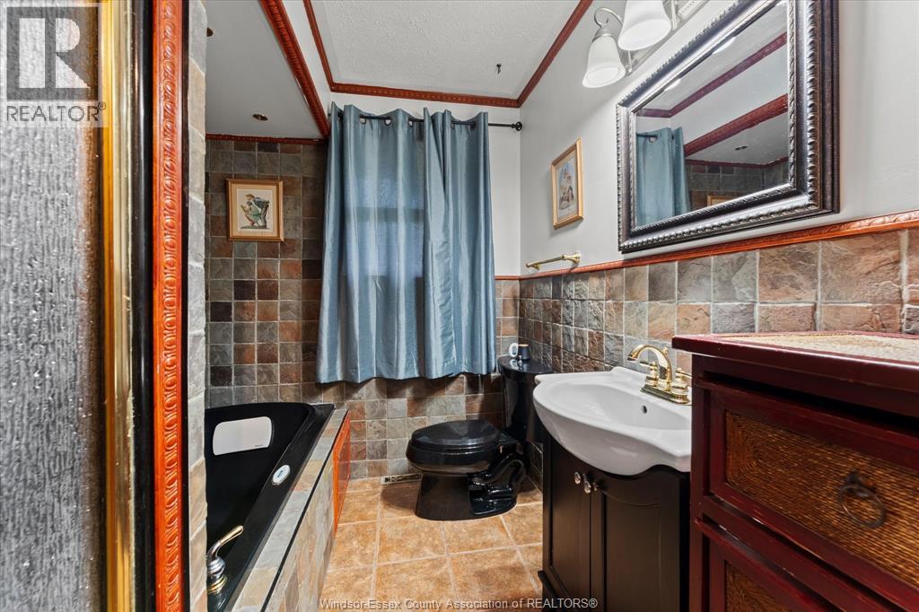 3086 AVONDALE AVENUE, Windsor, Ontario, N9E1X3 — Photo 19
